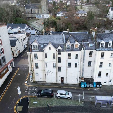 Prime Location Rooms In High Street Форт Уилям Екстериор снимка