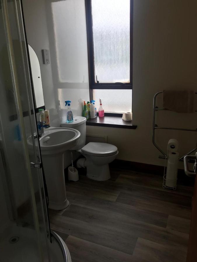 Prime Location Rooms In High Street Форт Уилям Екстериор снимка